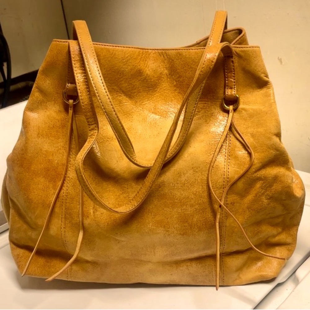 Beautiful NWT HOBO INTERNATIONAL Kingston whiskey leather purse bag retail $282